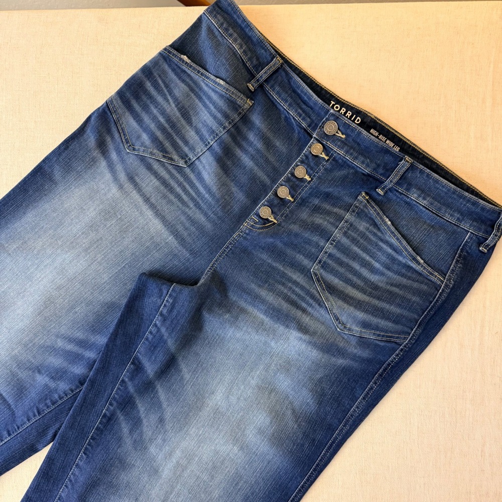 Torrid High-Rise Wide Leg Vintage Stretch Button Fly Jeans Medium Wash 20T Tall - Picture 10 of 11